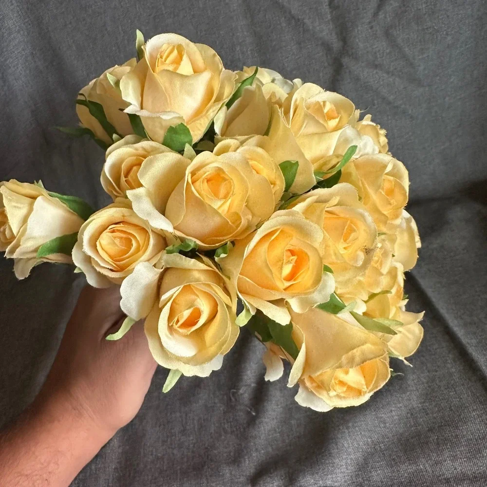 Artificial Roses‎ Yellow Floral Bouquet Faux Silk Flowers Decor